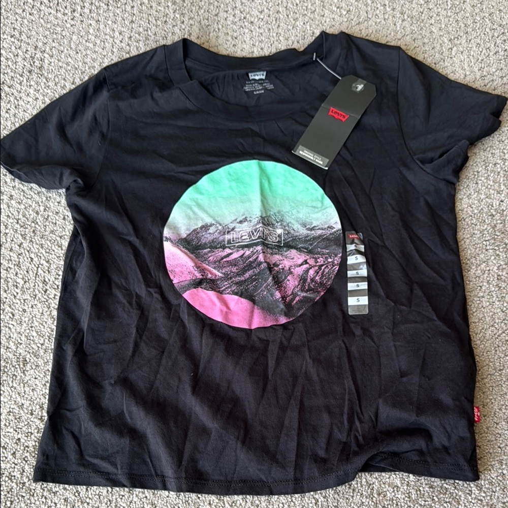 Levi's Black Graphic Short Sleeve T-Shirt NWT